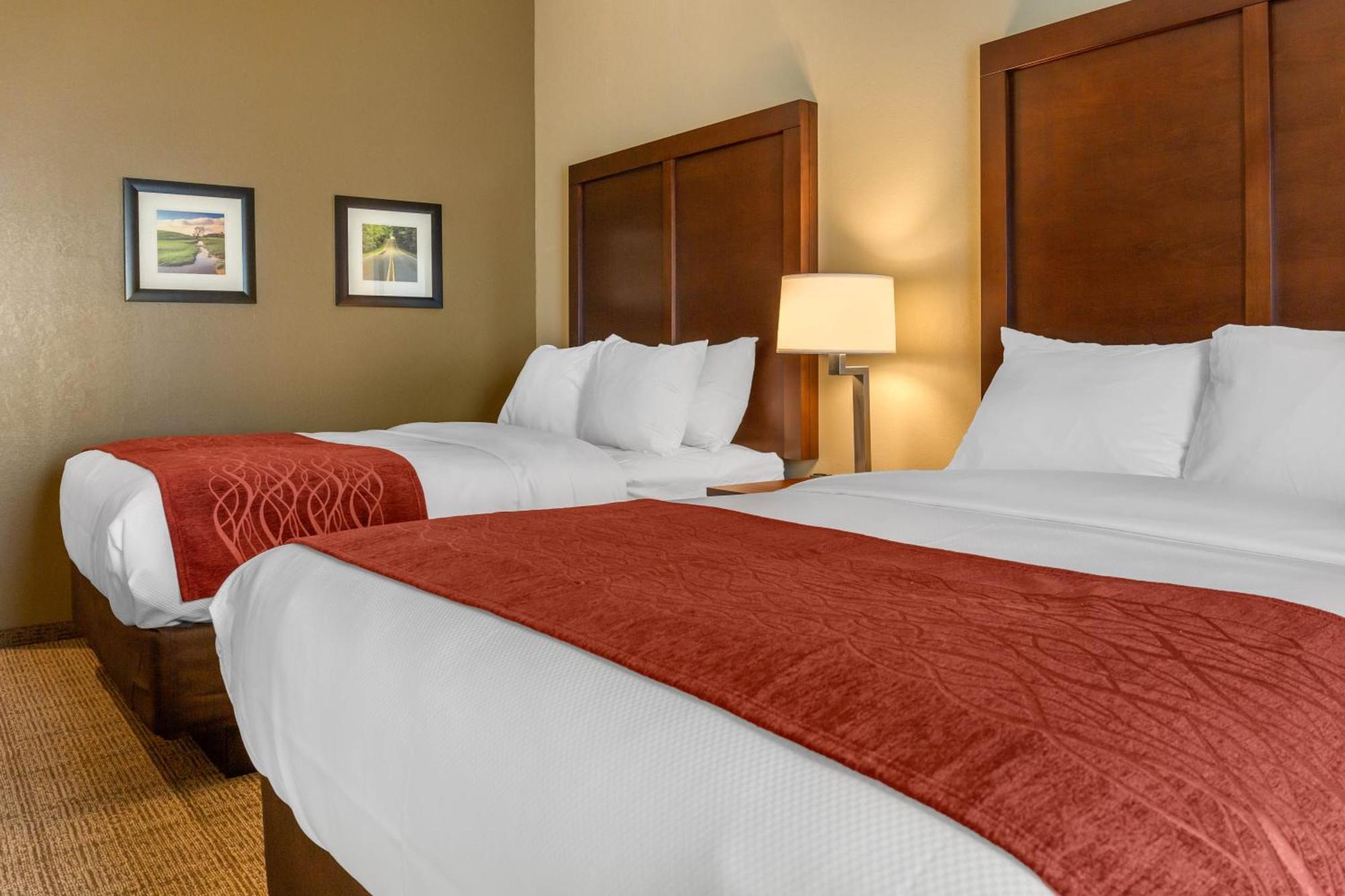 Comfort Inn & Suites Gap Amish Country Exteriér fotografie