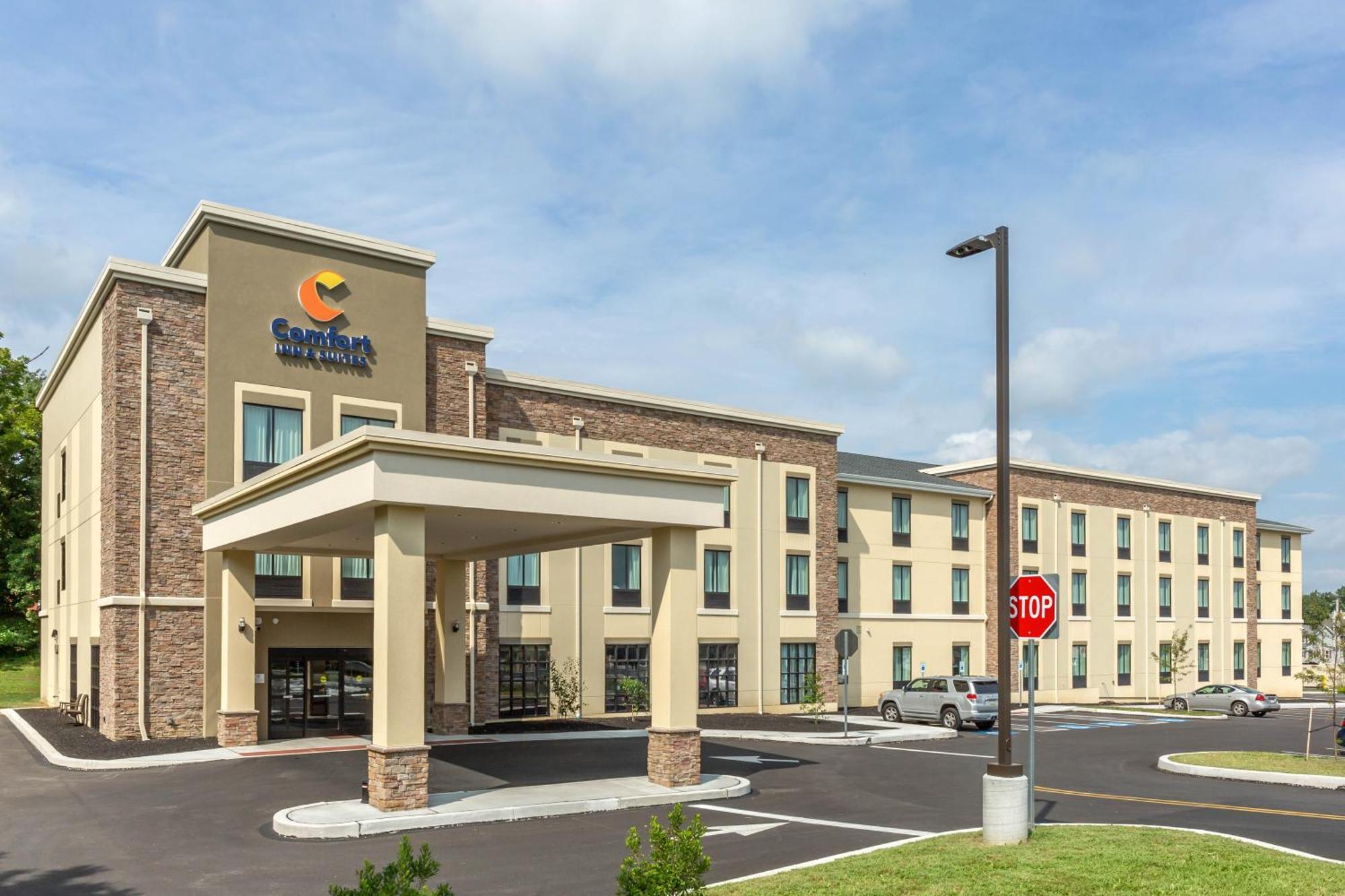 Comfort Inn & Suites Gap Amish Country Exteriér fotografie