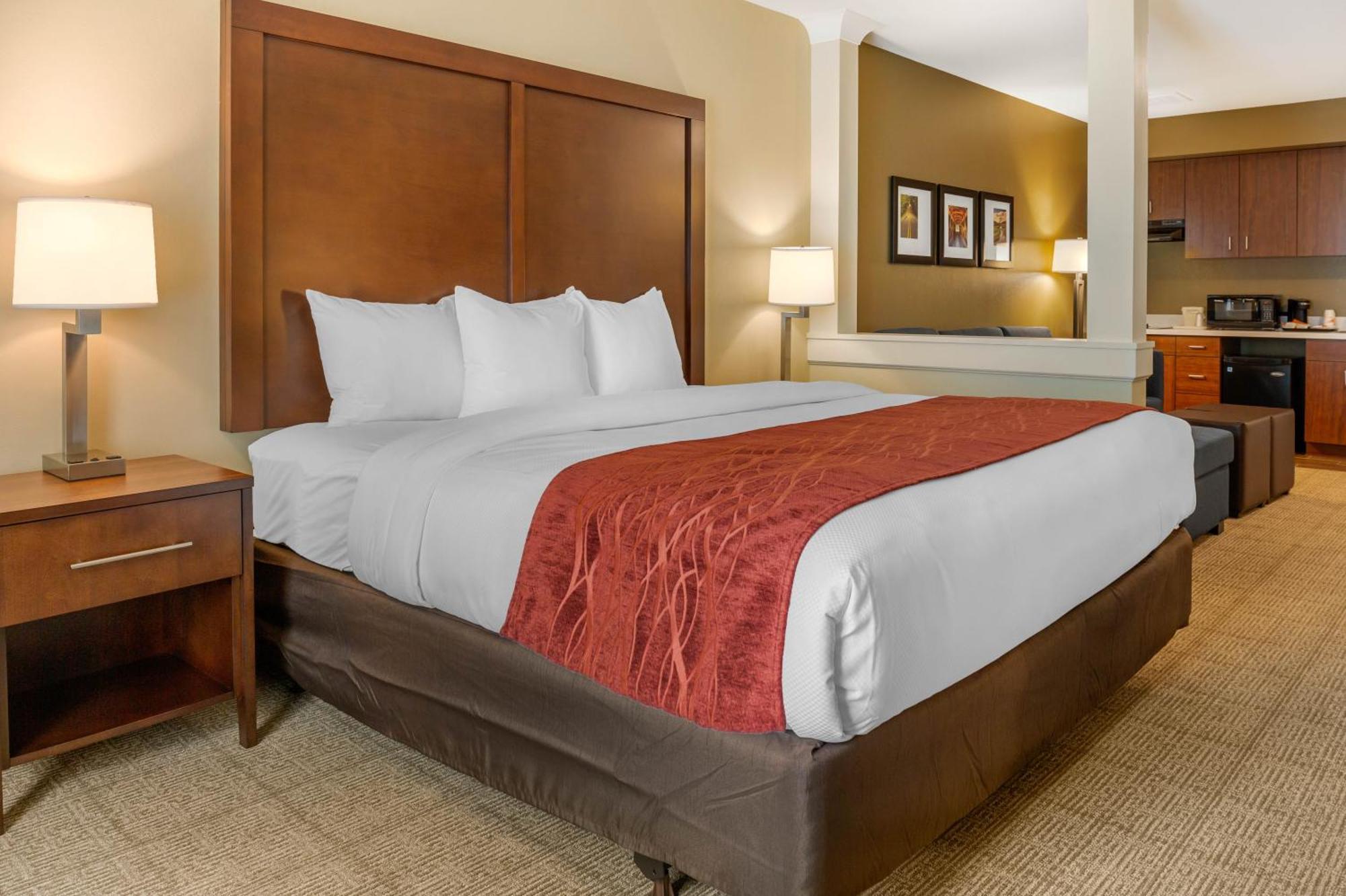 Comfort Inn & Suites Gap Amish Country Exteriér fotografie