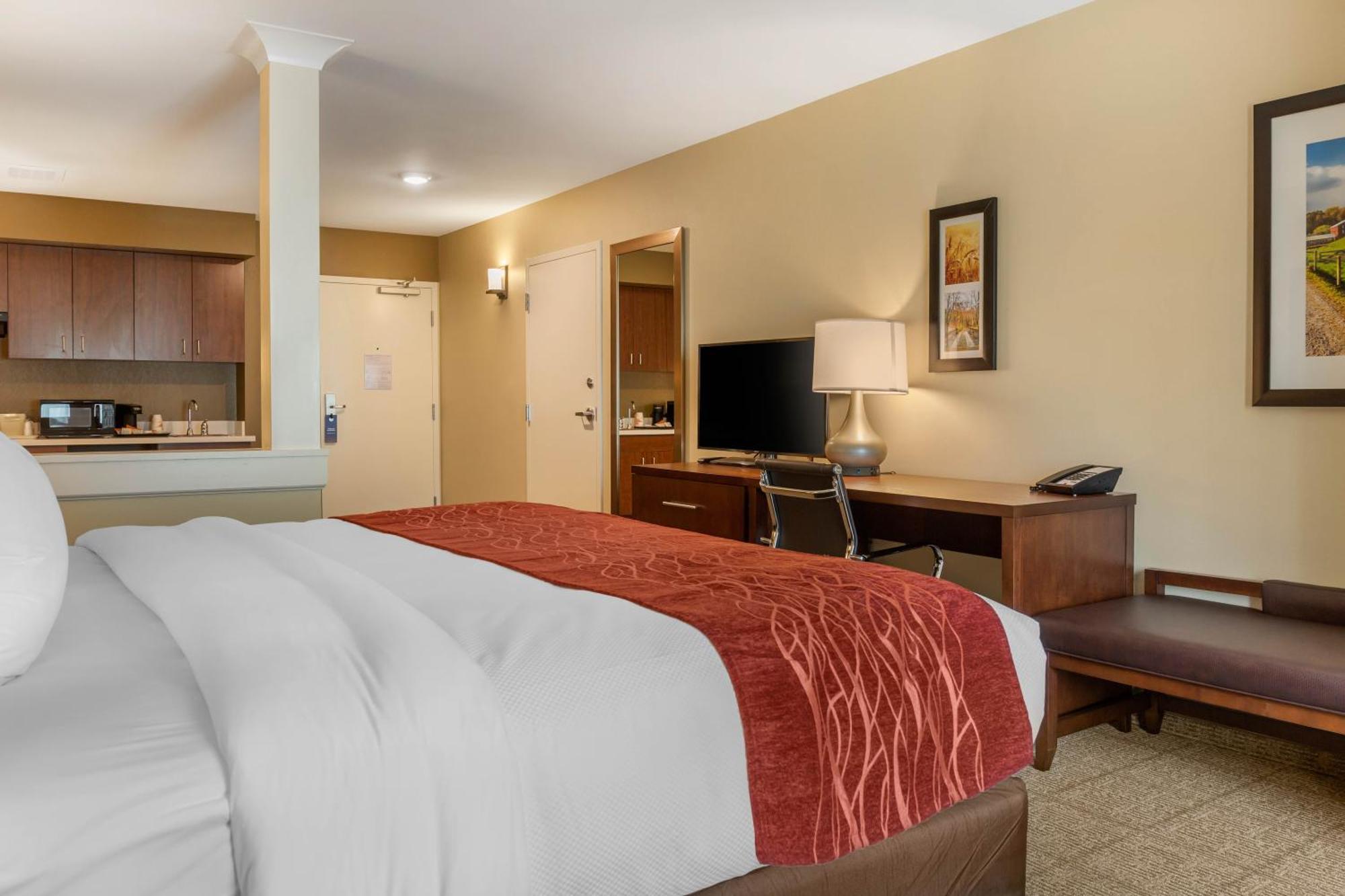 Comfort Inn & Suites Gap Amish Country Exteriér fotografie